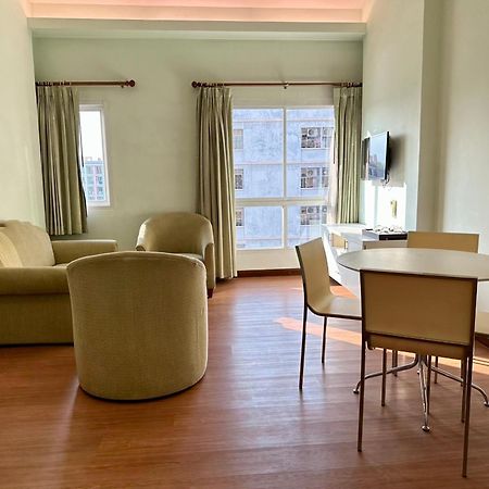 Calypzo Bangkok Hotel Ngoại thất bức ảnh