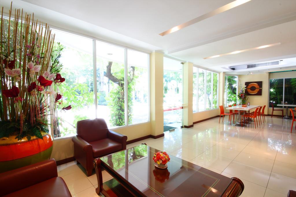 Calypzo Bangkok Hotel Ngoại thất bức ảnh