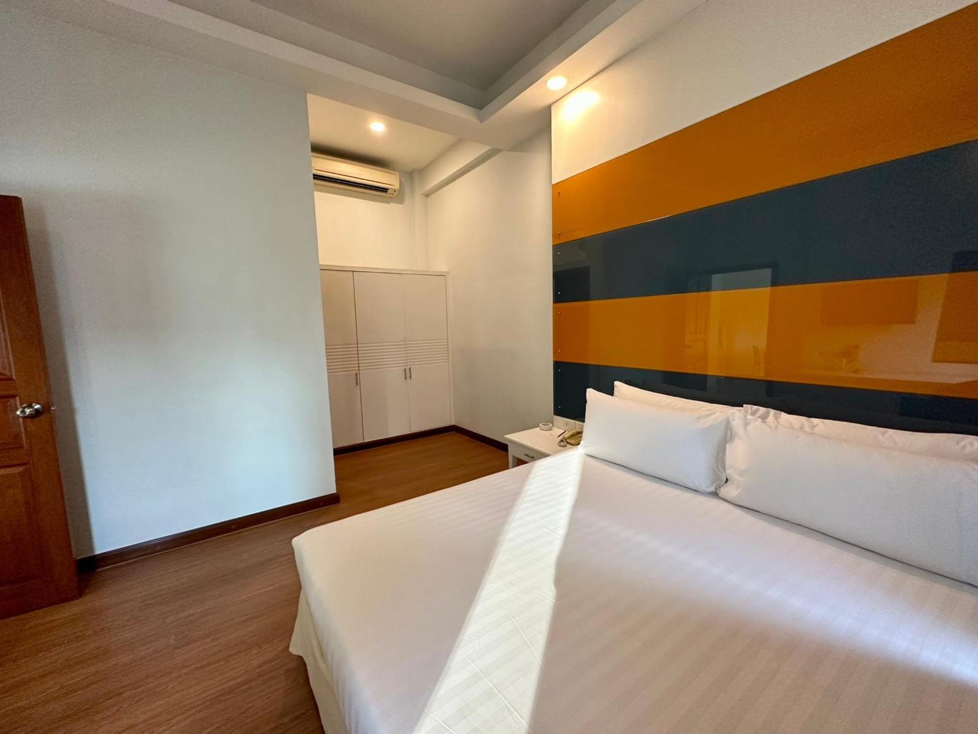 Calypzo Bangkok Hotel Ngoại thất bức ảnh