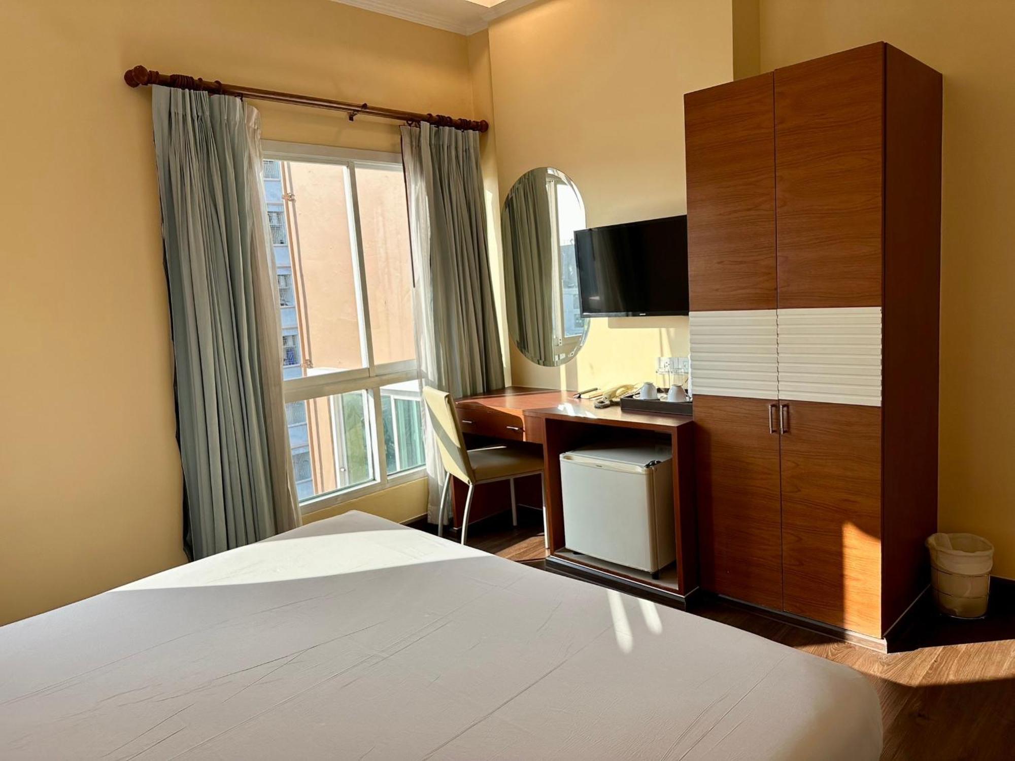 Calypzo Bangkok Hotel Ngoại thất bức ảnh