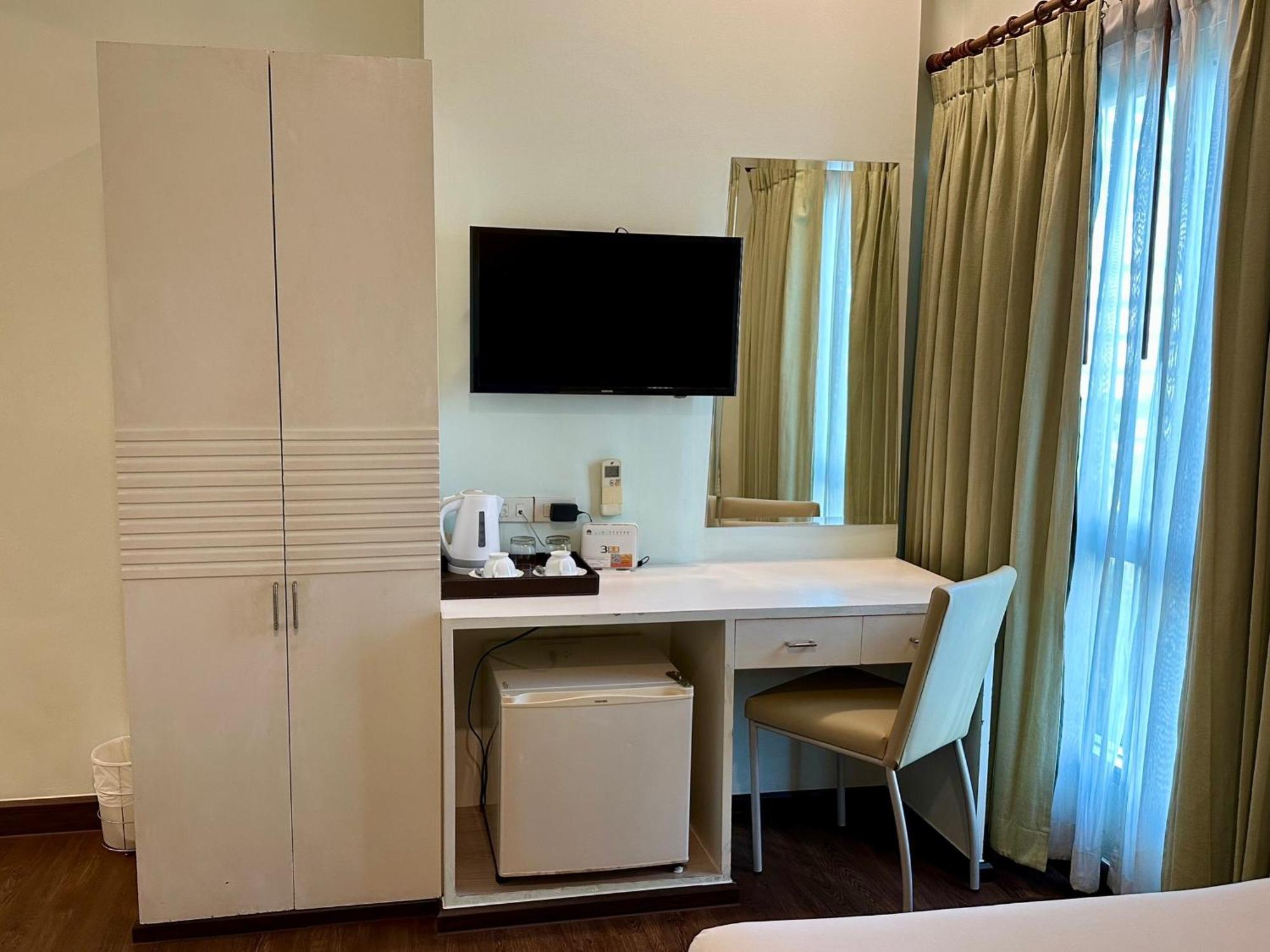 Calypzo Bangkok Hotel Ngoại thất bức ảnh