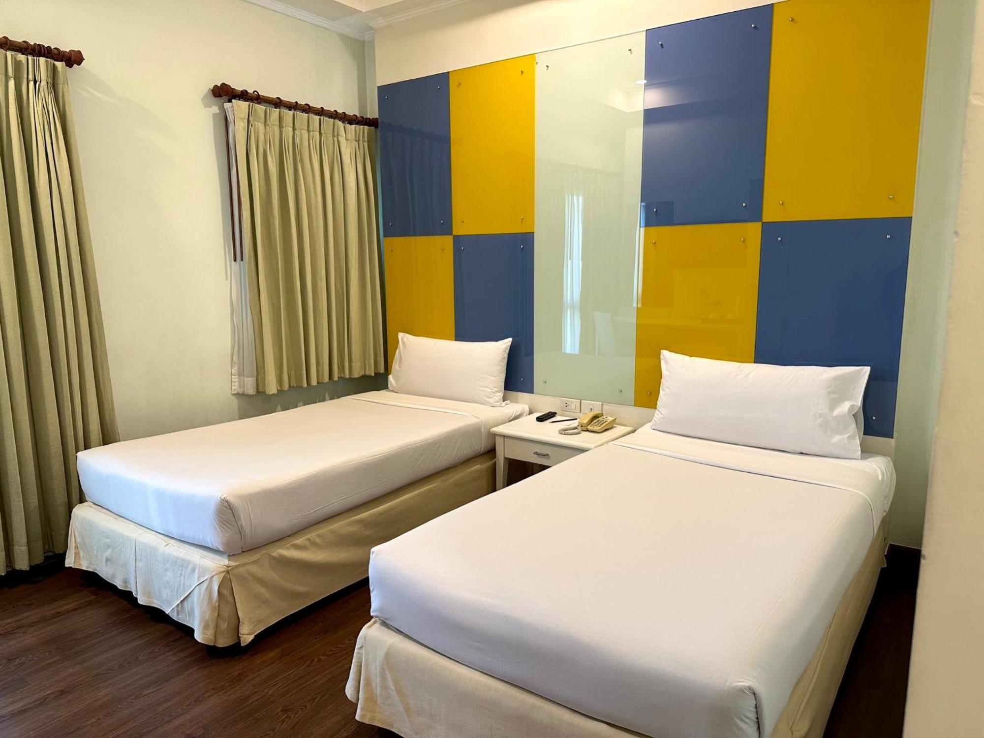 Calypzo Bangkok Hotel Ngoại thất bức ảnh